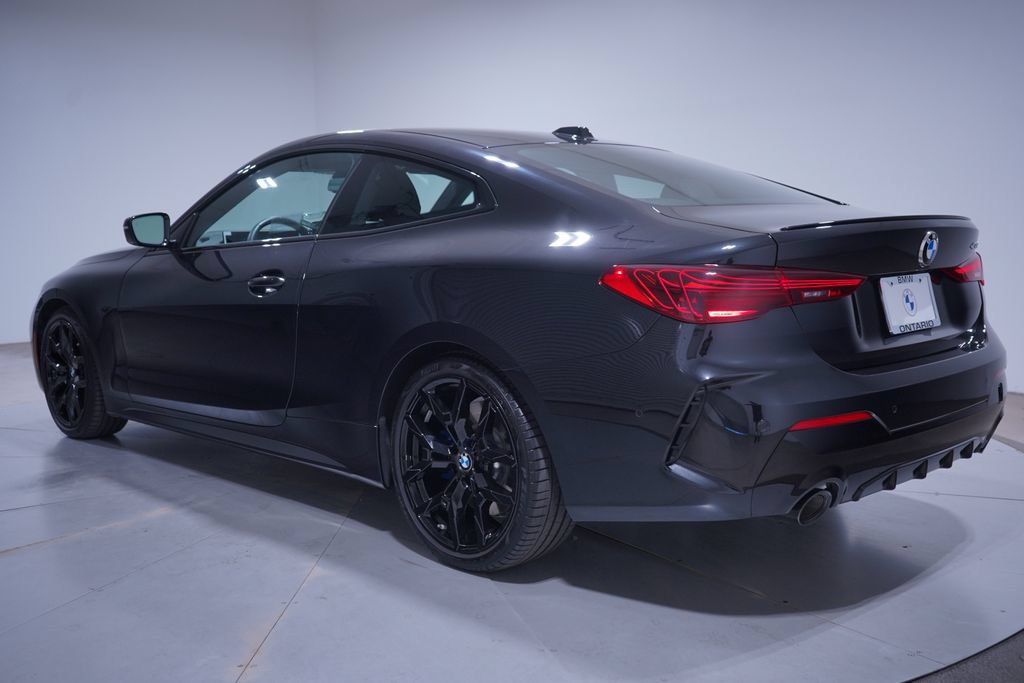 Used 2026 BMW 430i Coupe w/ M Sport Package RWD image 3