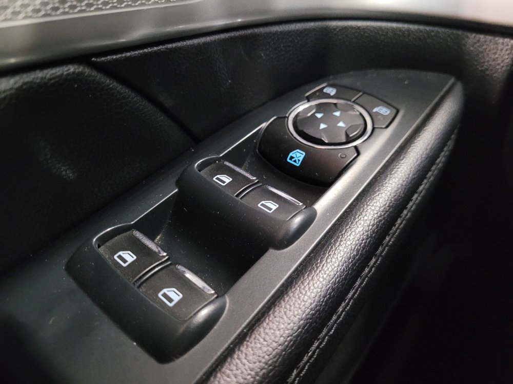 Used 2016 Ford Explorer XLT w/ Equipment Group 201A FWD image 27