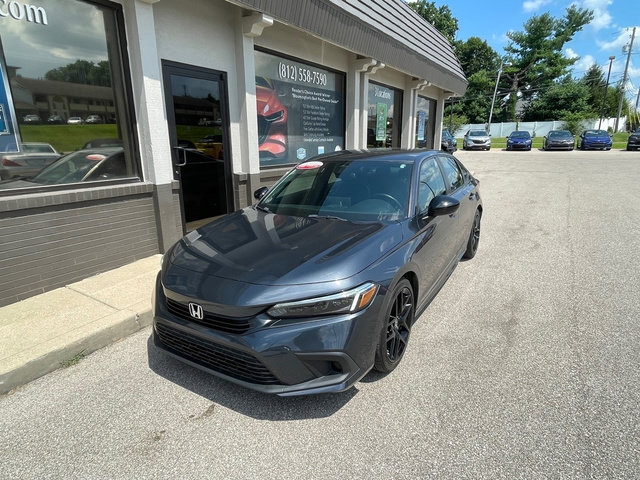 Used 2023 Honda Civic Sport image 2