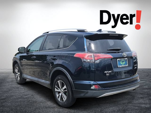 Used 2017 Toyota RAV4 XLE FWD image 3