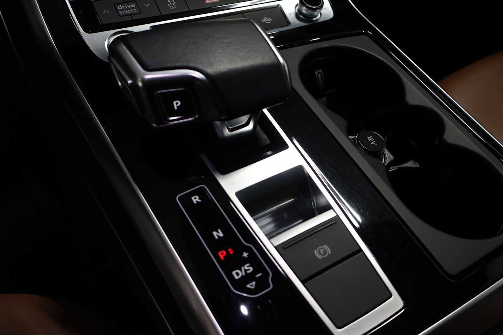 Used 2021 Audi Q7 2.0T Premium AWD/4WD image 26