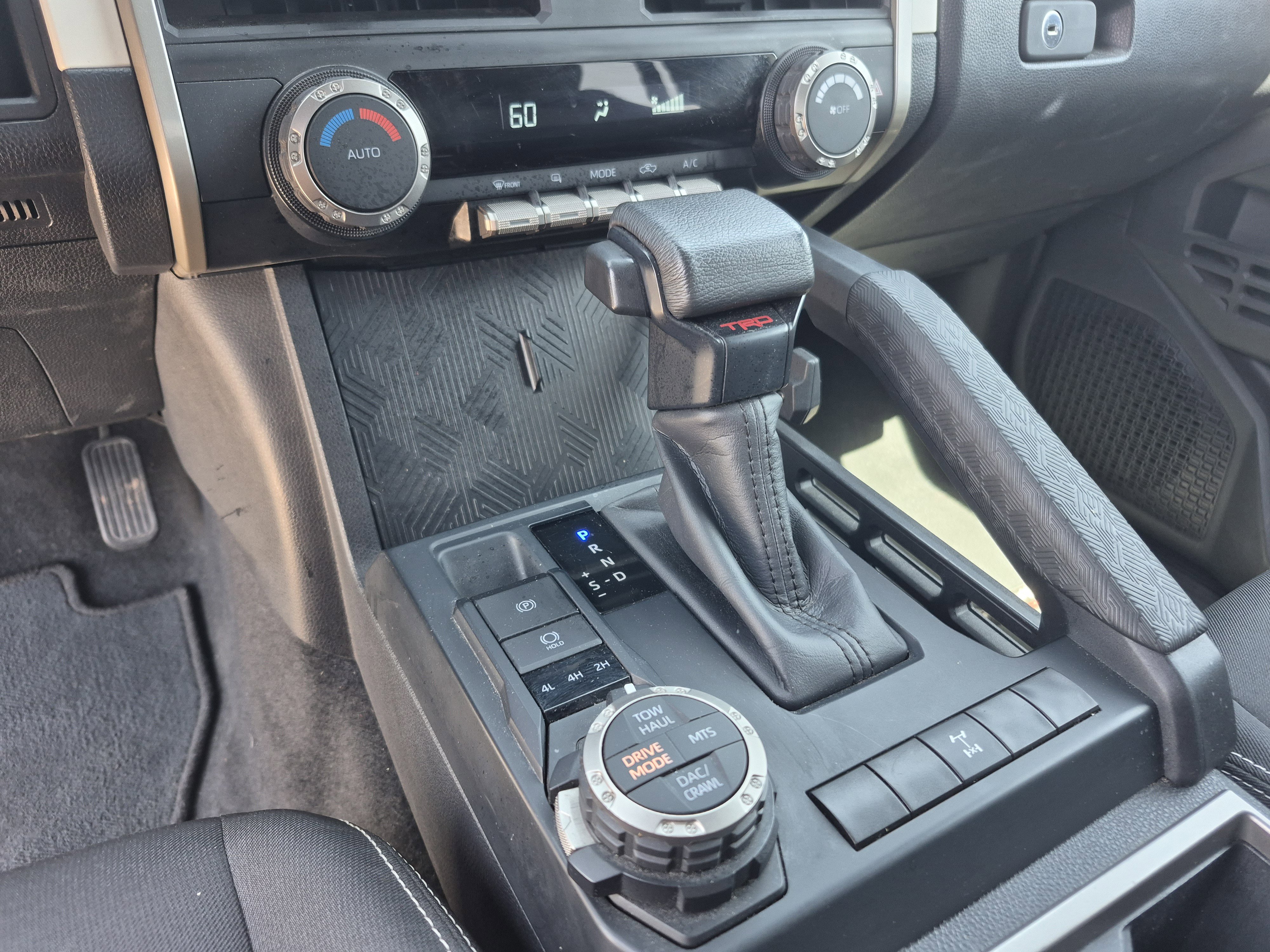 Used 2024 Toyota Tacoma TRD Off-Road AWD/4WD image 28