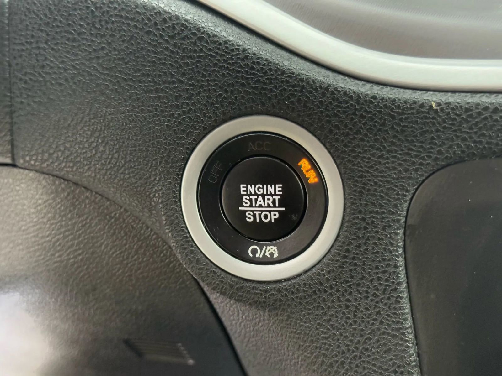 Used 2022 Dodge Charger SXT image 26