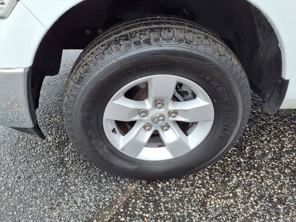 Used 2024 RAM 1500 Classic SLT AWD/4WD image 7