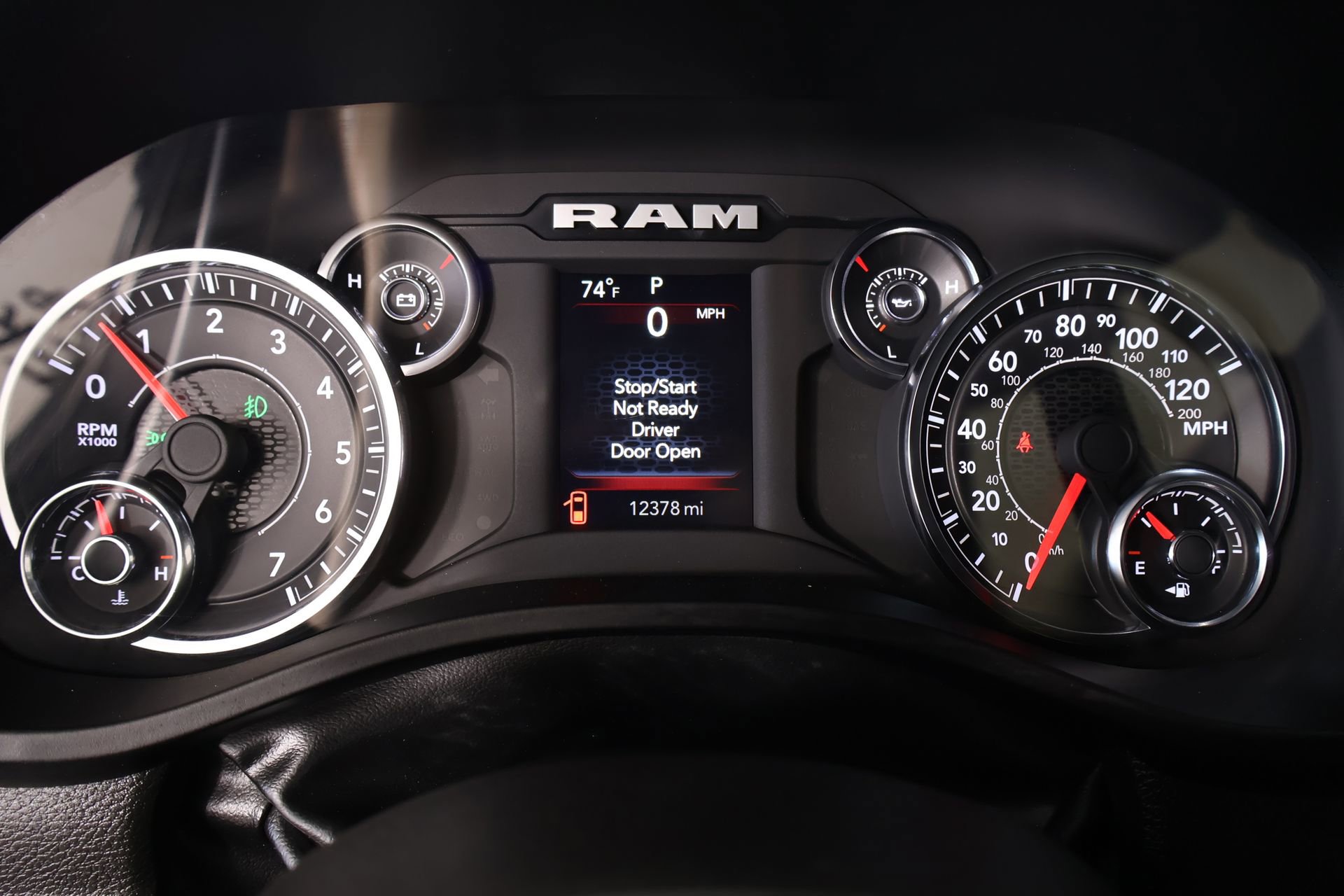 Used 2025 RAM 1500 Tradesman w/ Night Edition RWD image 4
