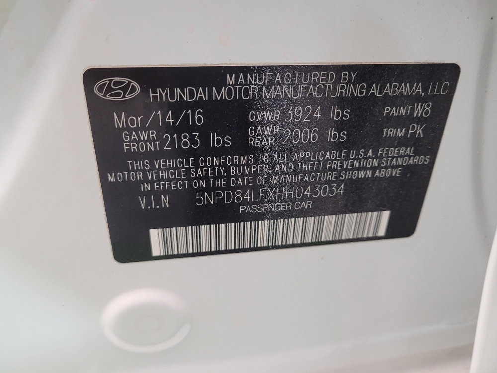 Used 2017 Hyundai Elantra SE image 33