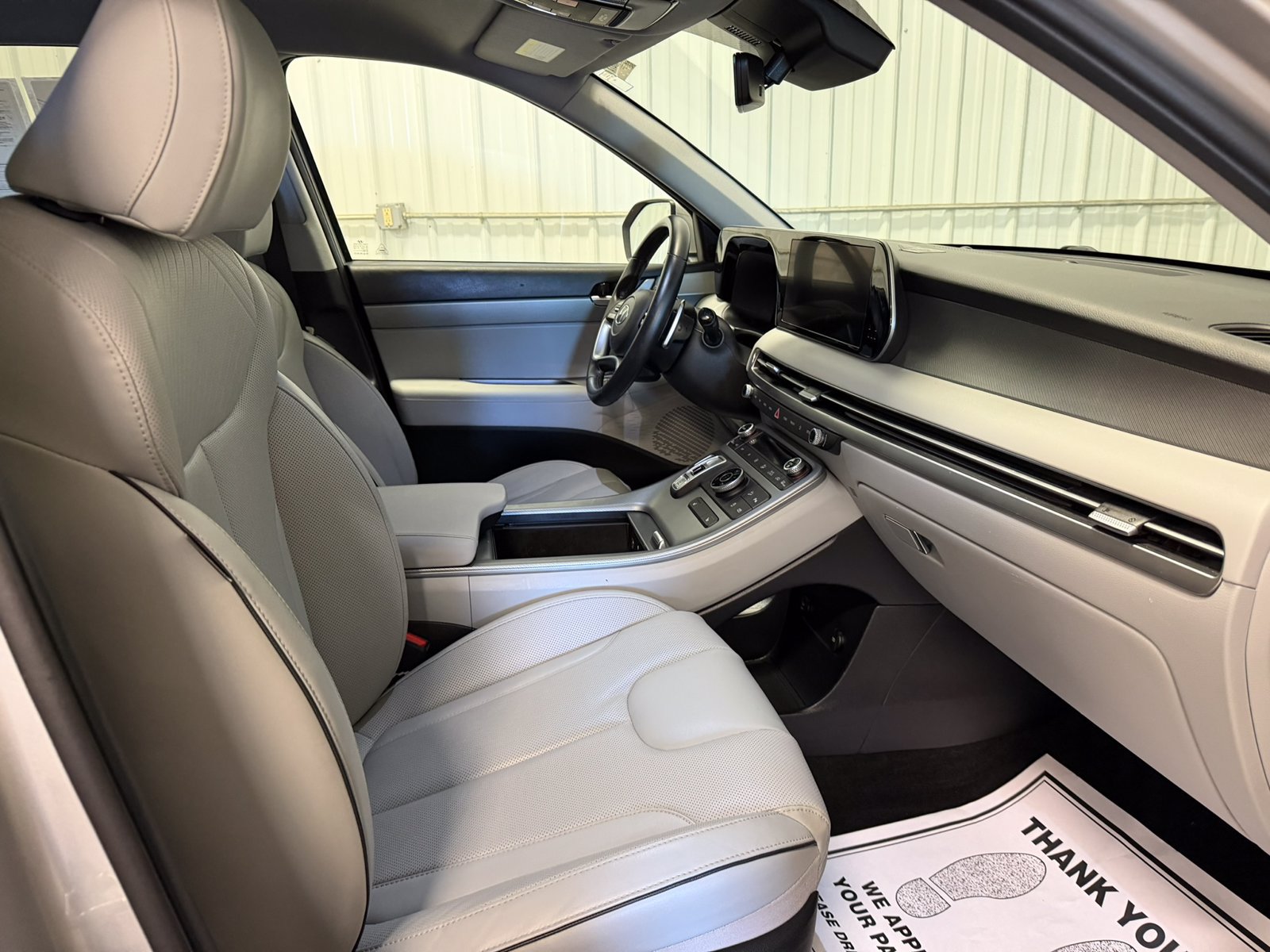 Used 2024 Hyundai Palisade SEL AWD/4WD image 32