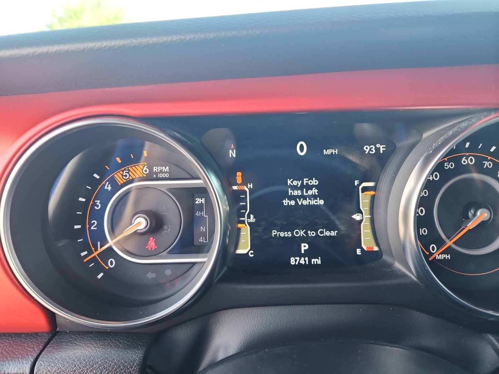 Used 2023 Jeep Wrangler Unlimited Rubicon w/ Cold Weather Group AWD/4WD image 17