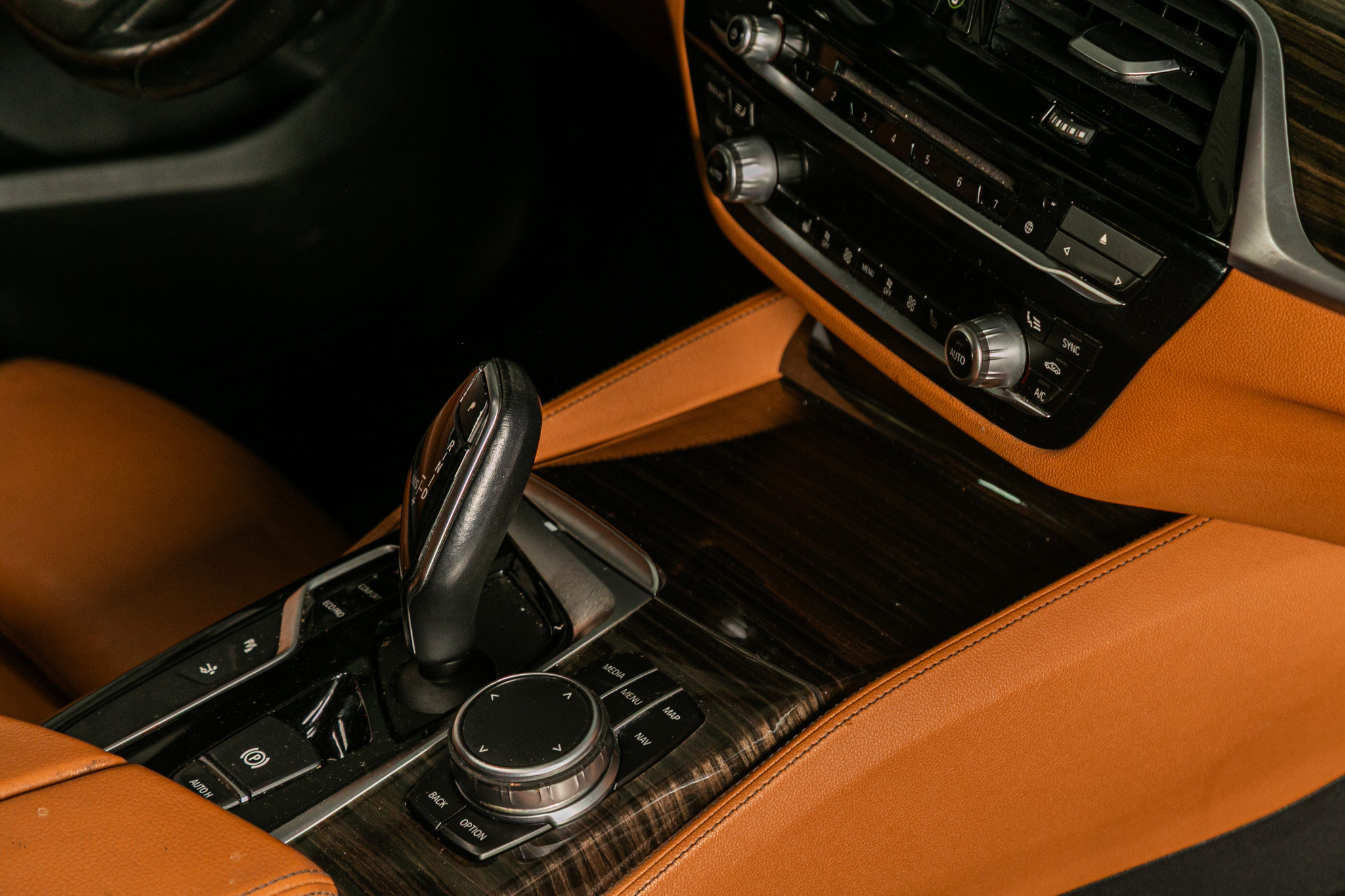 Used 2019 BMW 640i Gran Turismo xDrive w/ Luxury Package image 32