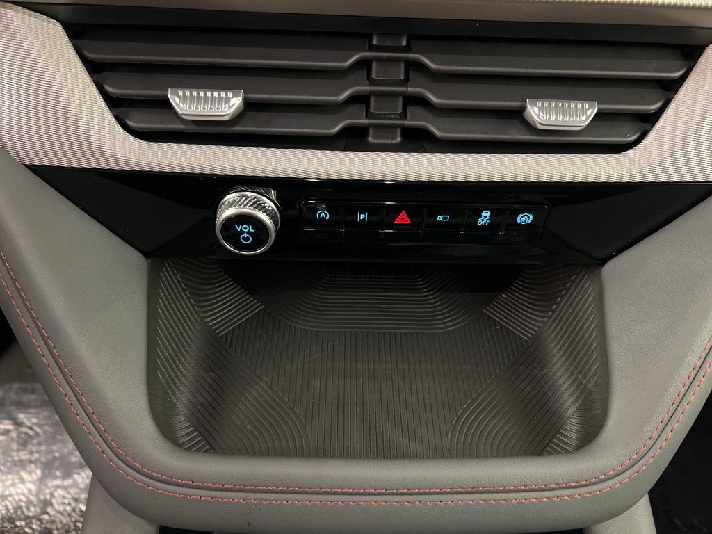 New 2026 Ford Explorer Active w/ Active Comfort Package AWD/4WD image 14