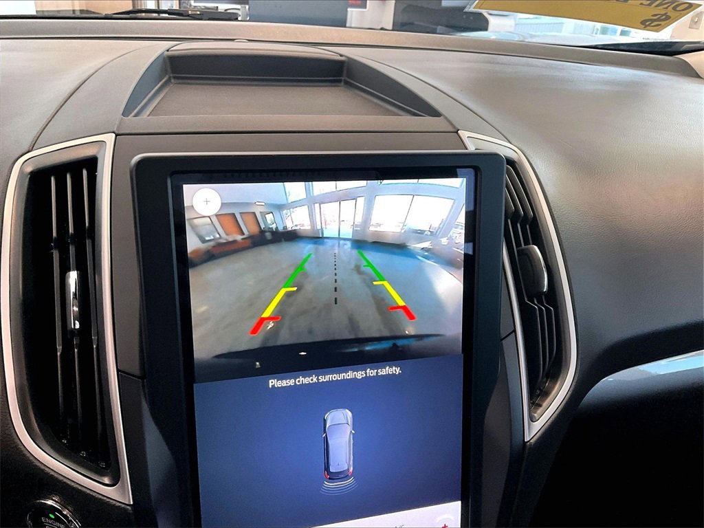 Used 2023 Ford Edge SEL image 19