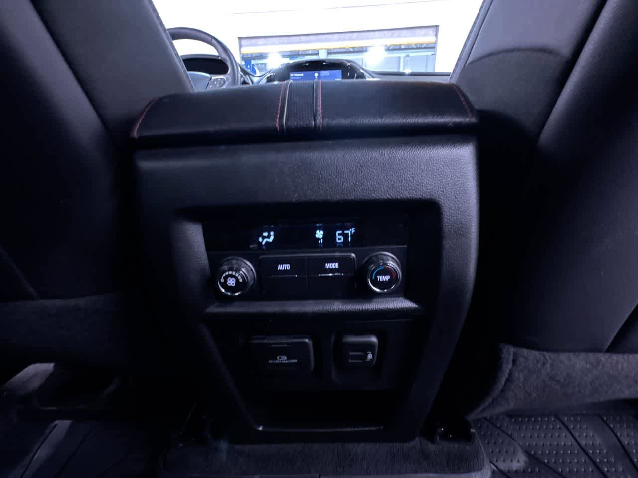 Used 2023 Chevrolet Traverse RS w/ LPO, Floor Liner Package FWD image 40