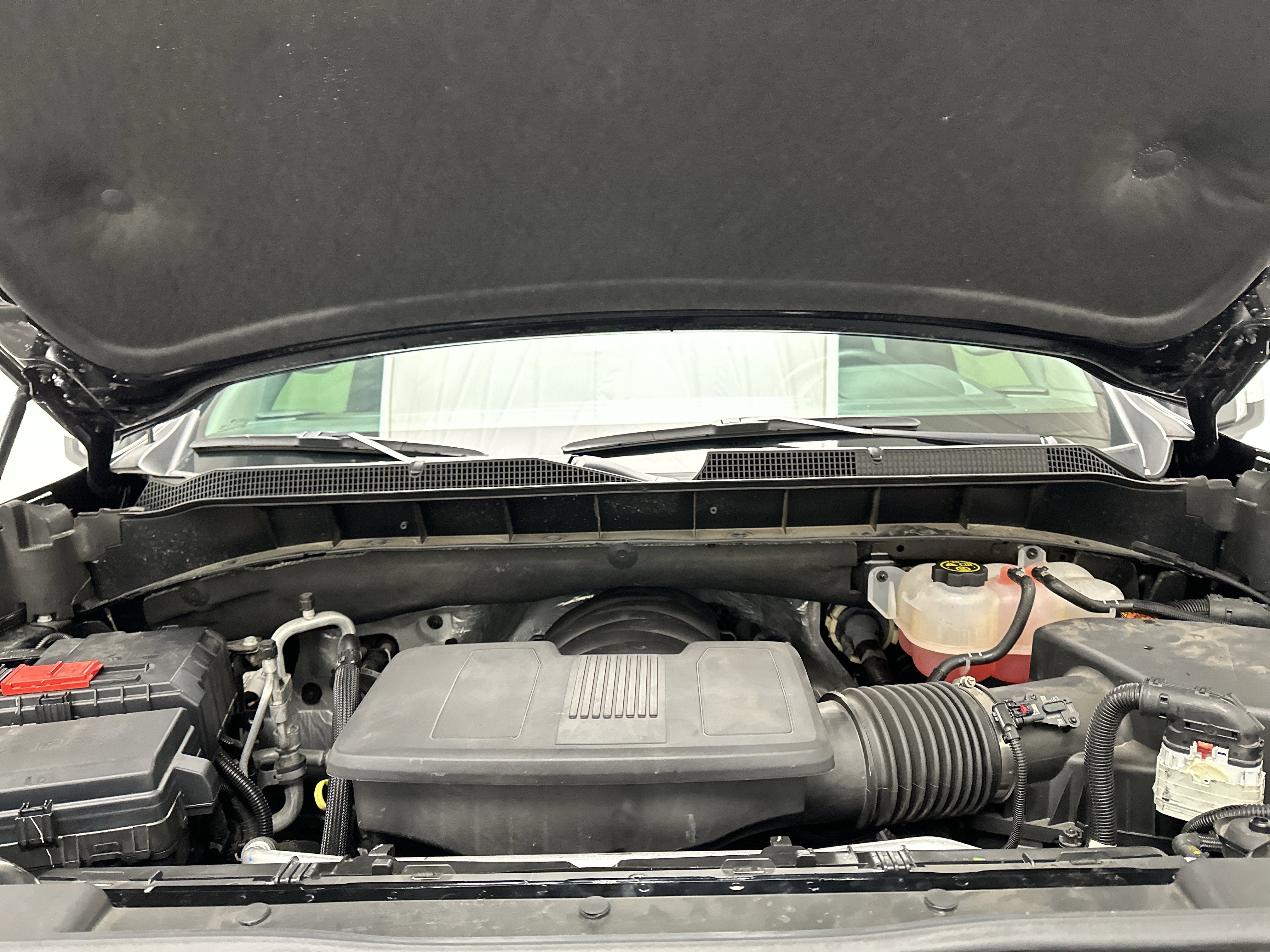 Used 2023 Chevrolet Silverado 1500 LTZ AWD/4WD image 47