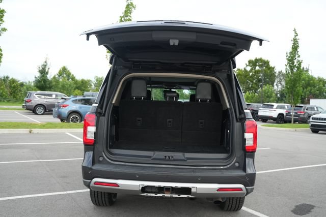 Used 2022 Ford Expedition XLT AWD/4WD image 18