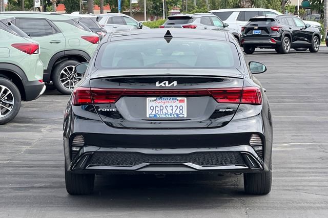 Used 2023 Kia Forte GT-Line w/ GT-Line Premium Package FWD image 5