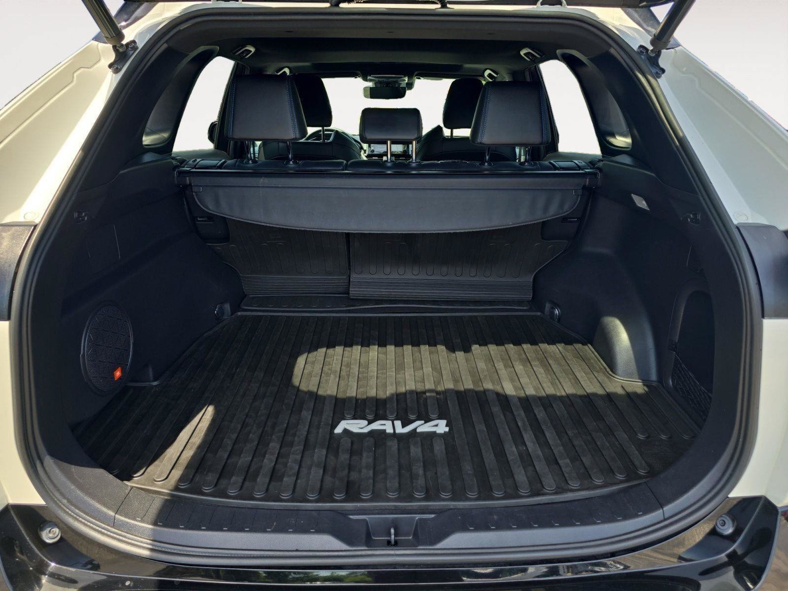 Used 2020 Toyota RAV4 XSE w/ All Weather Liner Package AWD/4WD image 14