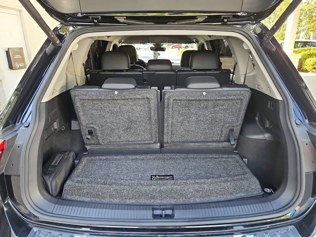 Used 2022 Volkswagen Tiguan SE FWD image 30
