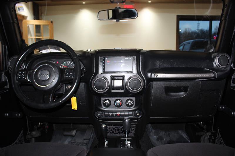 Used 2013 Jeep Wrangler Unlimited Sport w/ Connectivity Group AWD/4WD image 14