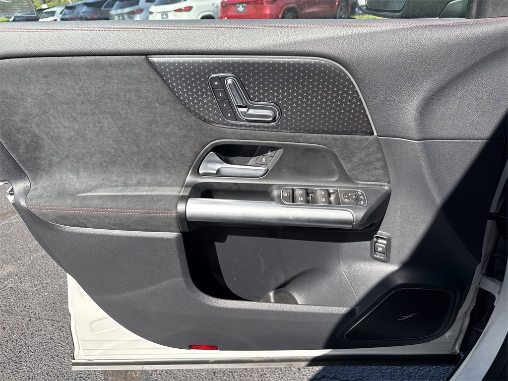 New 2025 Mercedes-Benz GLA 250 image 21