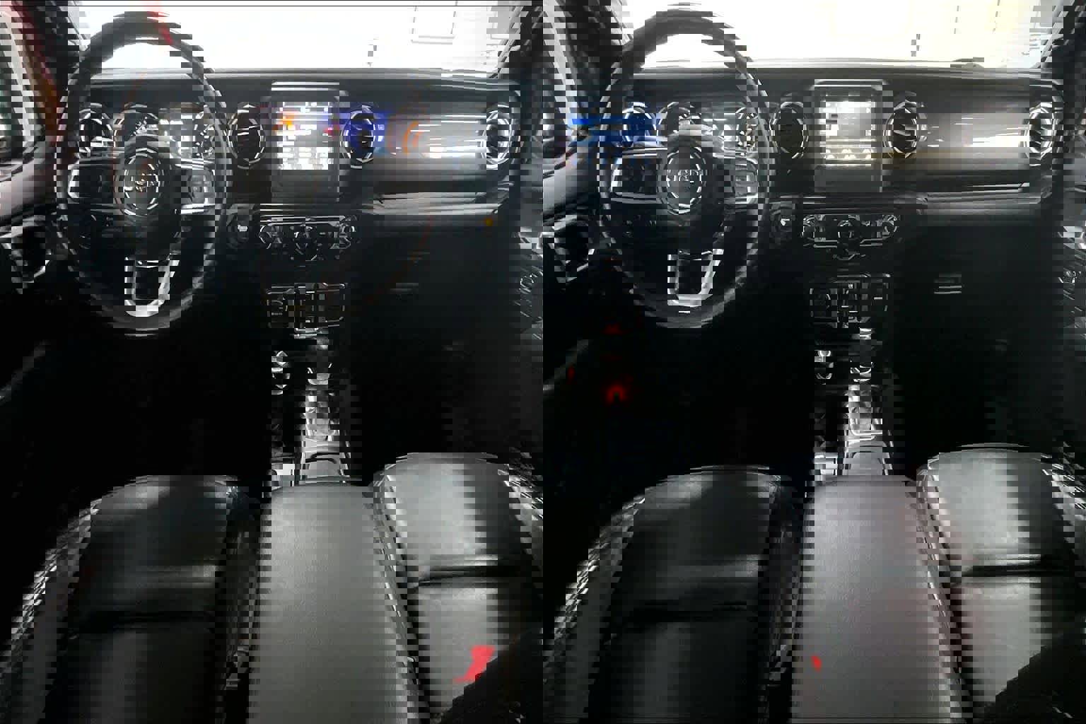 Used 2020 Jeep Wrangler Unlimited Sahara image 9