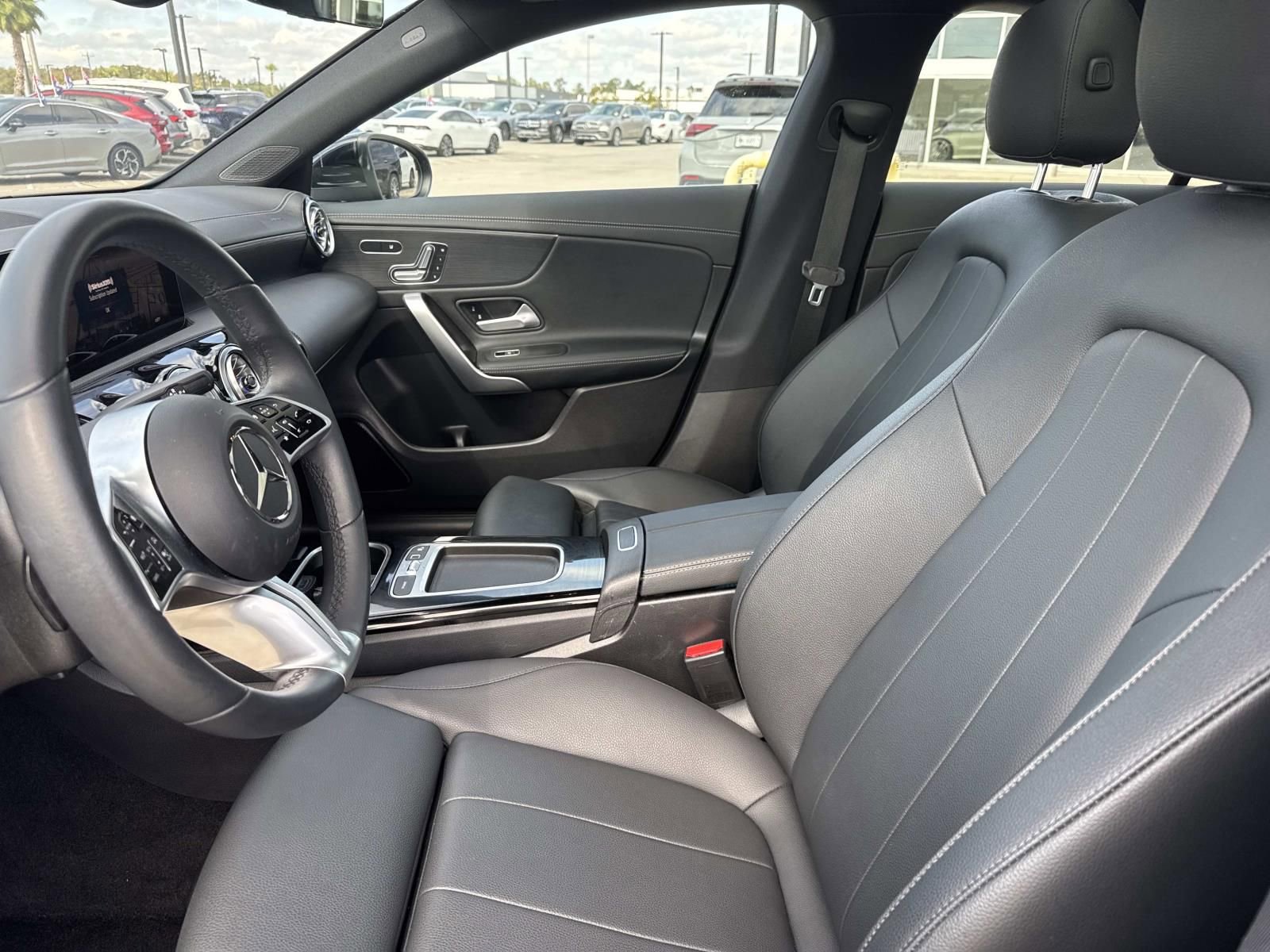 Used 2025 Mercedes-Benz CLA 250 image 16