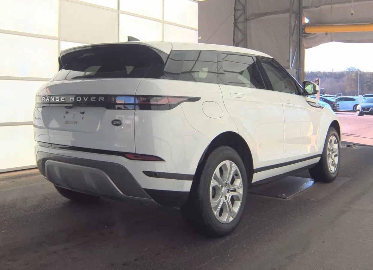 Used 2023 Land Rover Range Rover Evoque S image 36