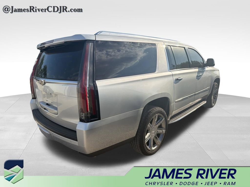 Used 2016 Cadillac Escalade ESV Luxury AWD/4WD image 6