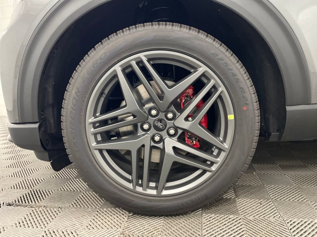 New 2026 Ford Explorer ST-Line w/ ST-Line Street Pack image 11