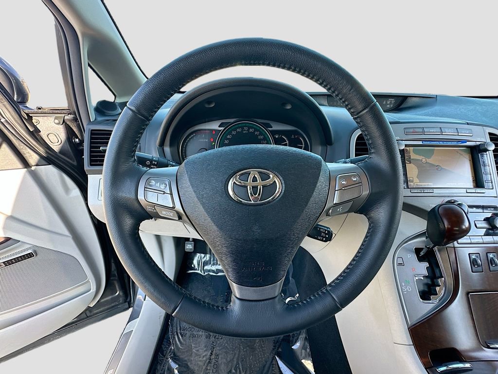 Used 2012 Toyota Venza LE image 11