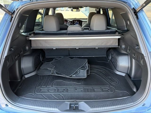 Used 2025 Subaru Forester Premium w/ Convenience Package #1 AWD/4WD image 16