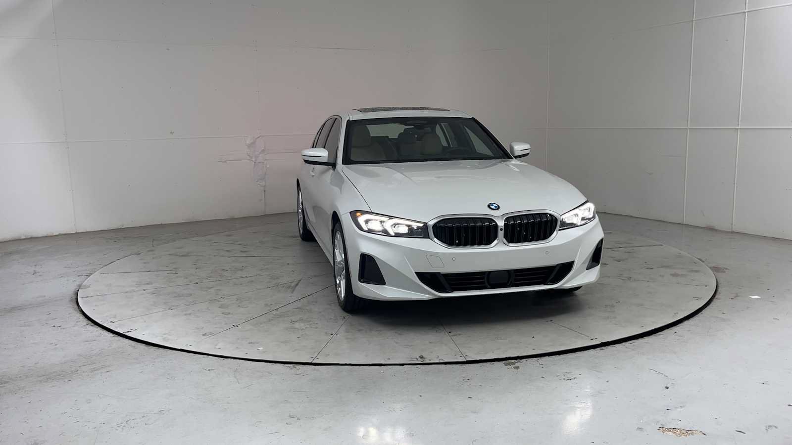 New 2026 BMW 330i xDrive Sedan w/ Premium Package AWD/4WD image 7