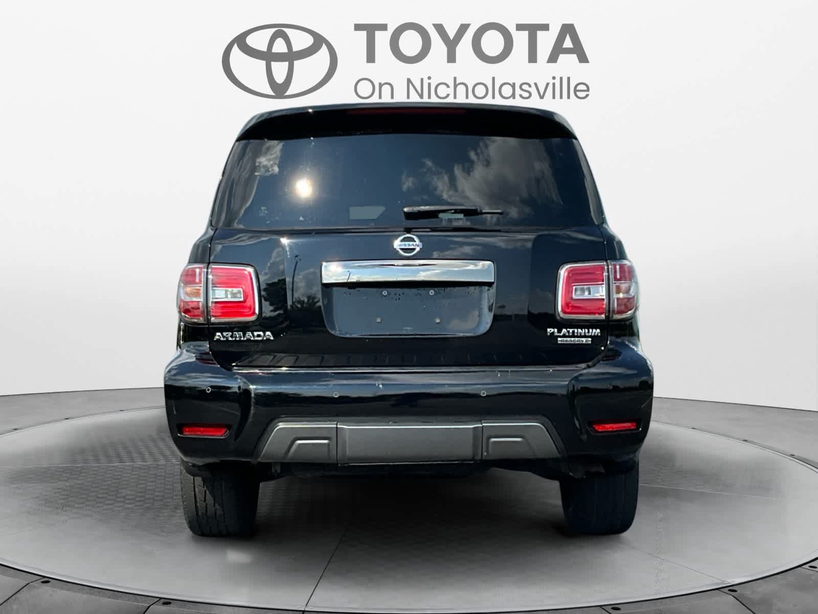 Used 2019 Nissan Armada Platinum w/ Captain's Chairs Package AWD/4WD image 4