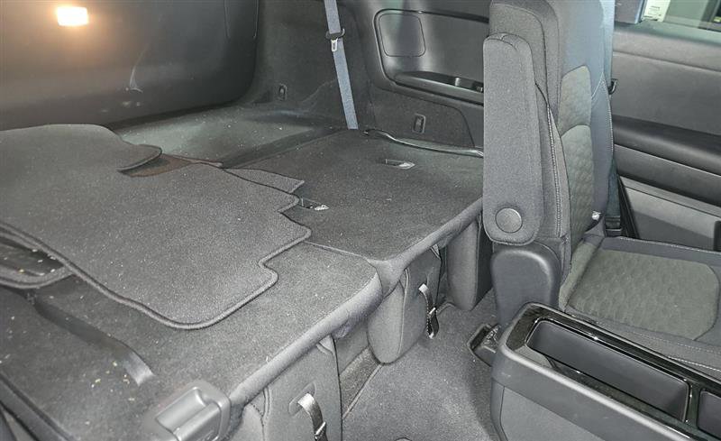 Used 2023 Nissan Pathfinder SV w/ SV Premium Package image 4