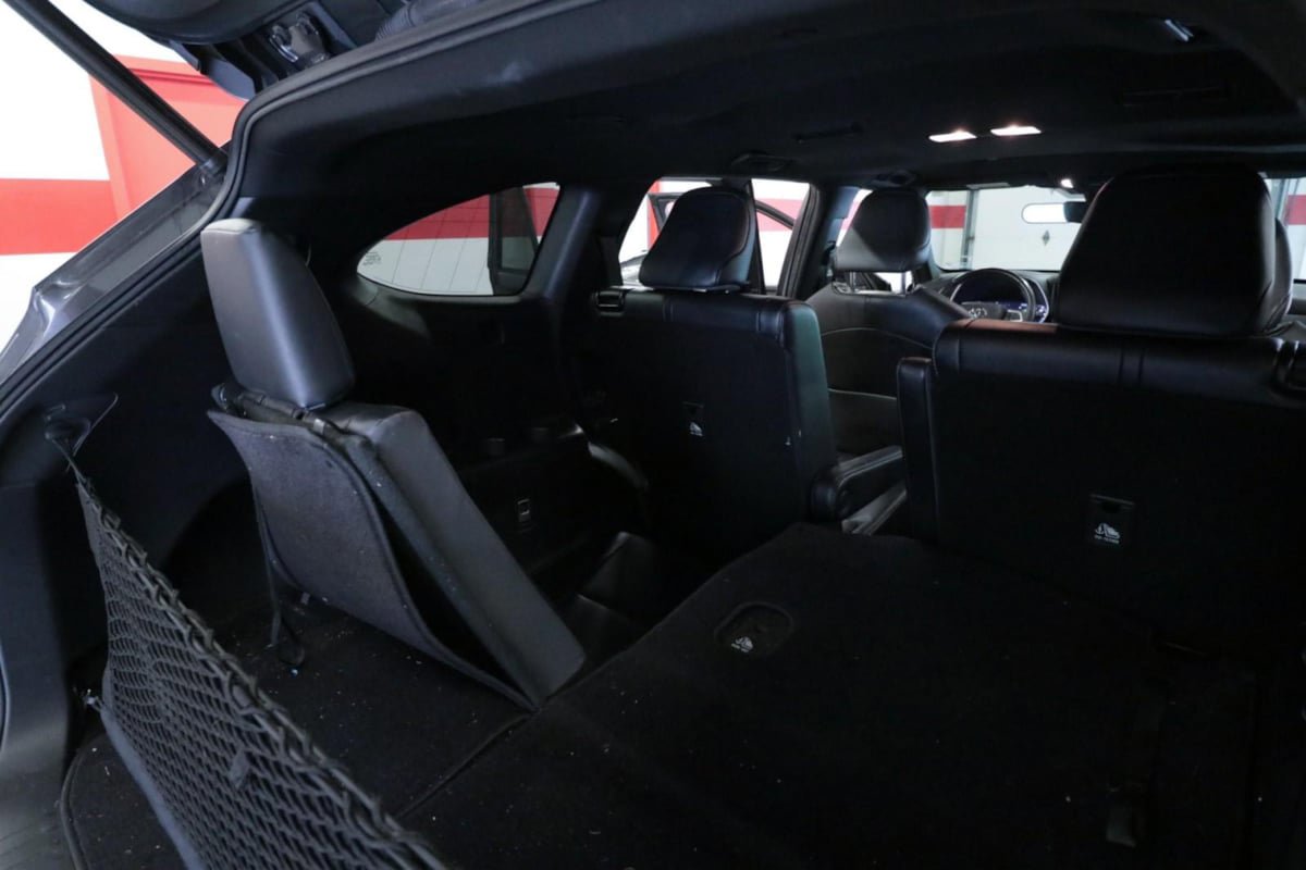 Used 2022 Toyota Highlander XSE FWD image 26