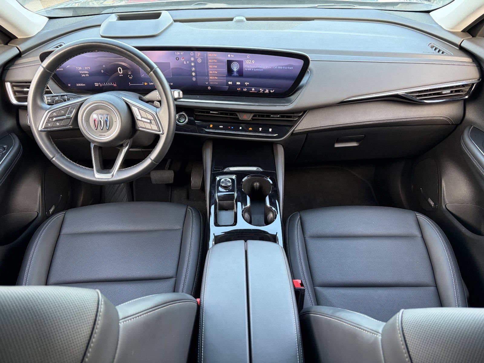 Certified 2025 Buick Envision Preferred AWD/4WD image 16