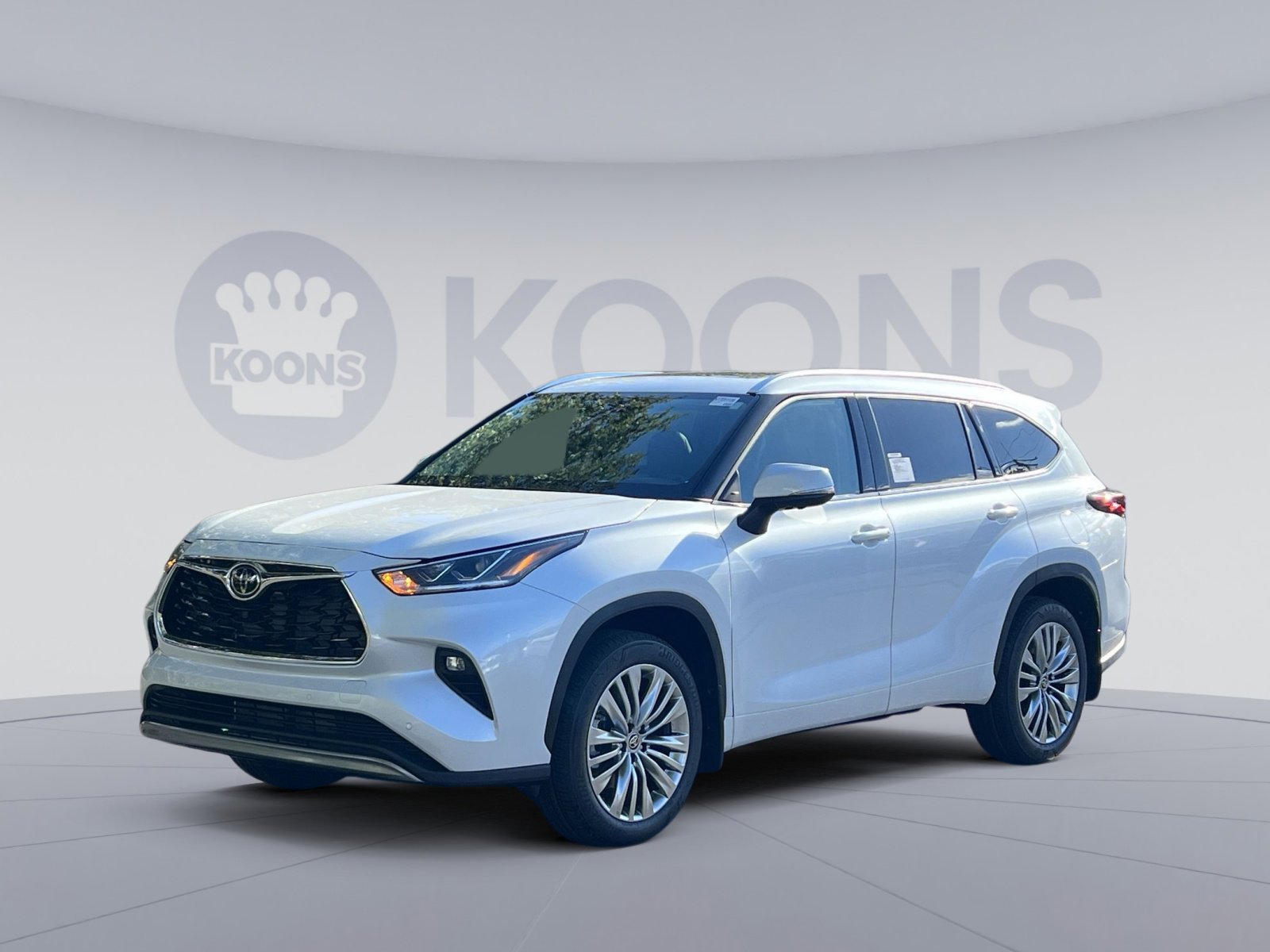 New 2025 Toyota Highlander Platinum