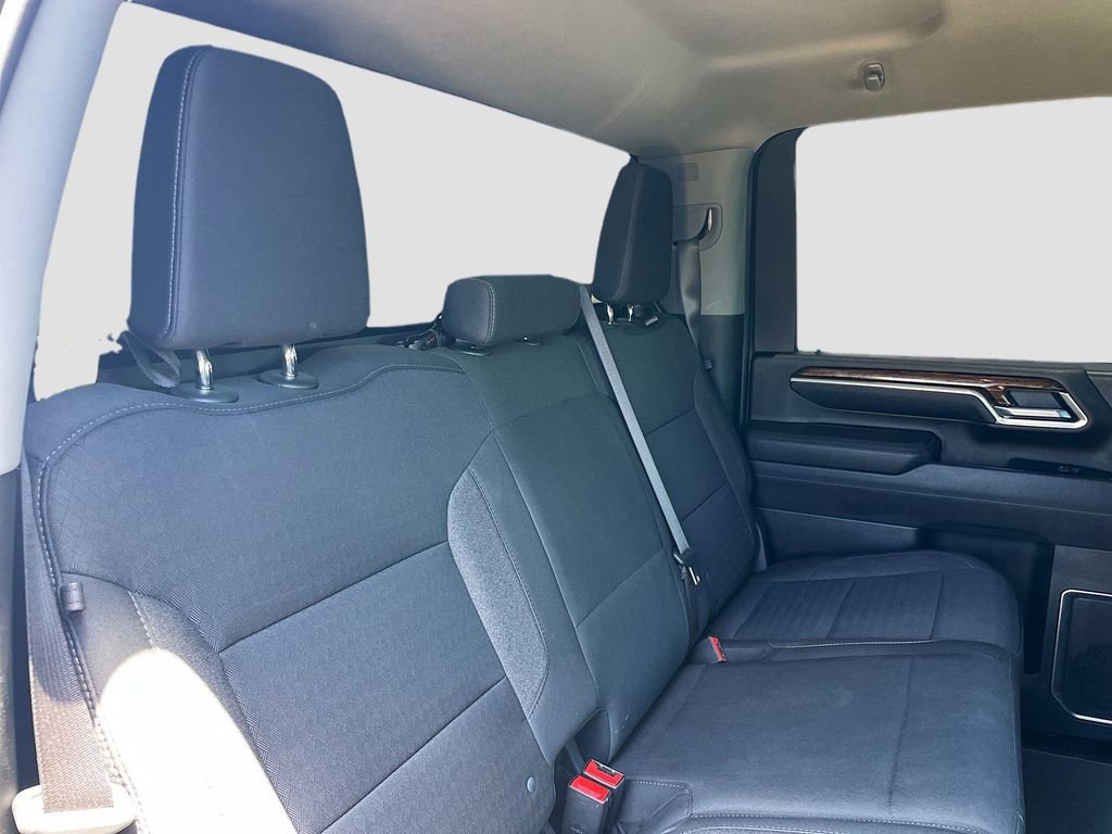 Used 2025 GMC Sierra 2500 SLE w/ SLE Value Package; image 24