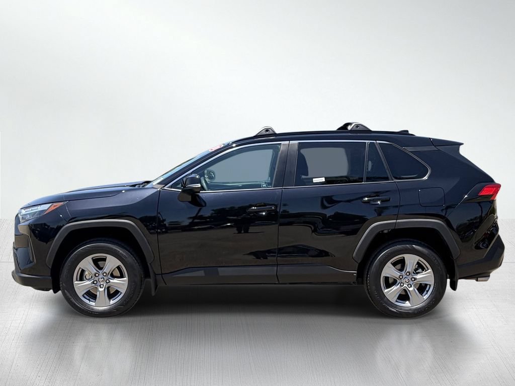 Used 2024 Toyota RAV4 XLE w/ Convenience Package FWD image 2