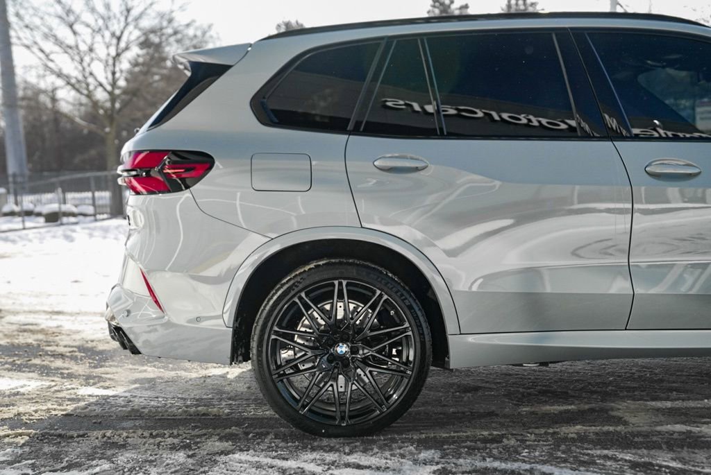 Used 2026 BMW X5 M Competition w/ Executive Package image 16