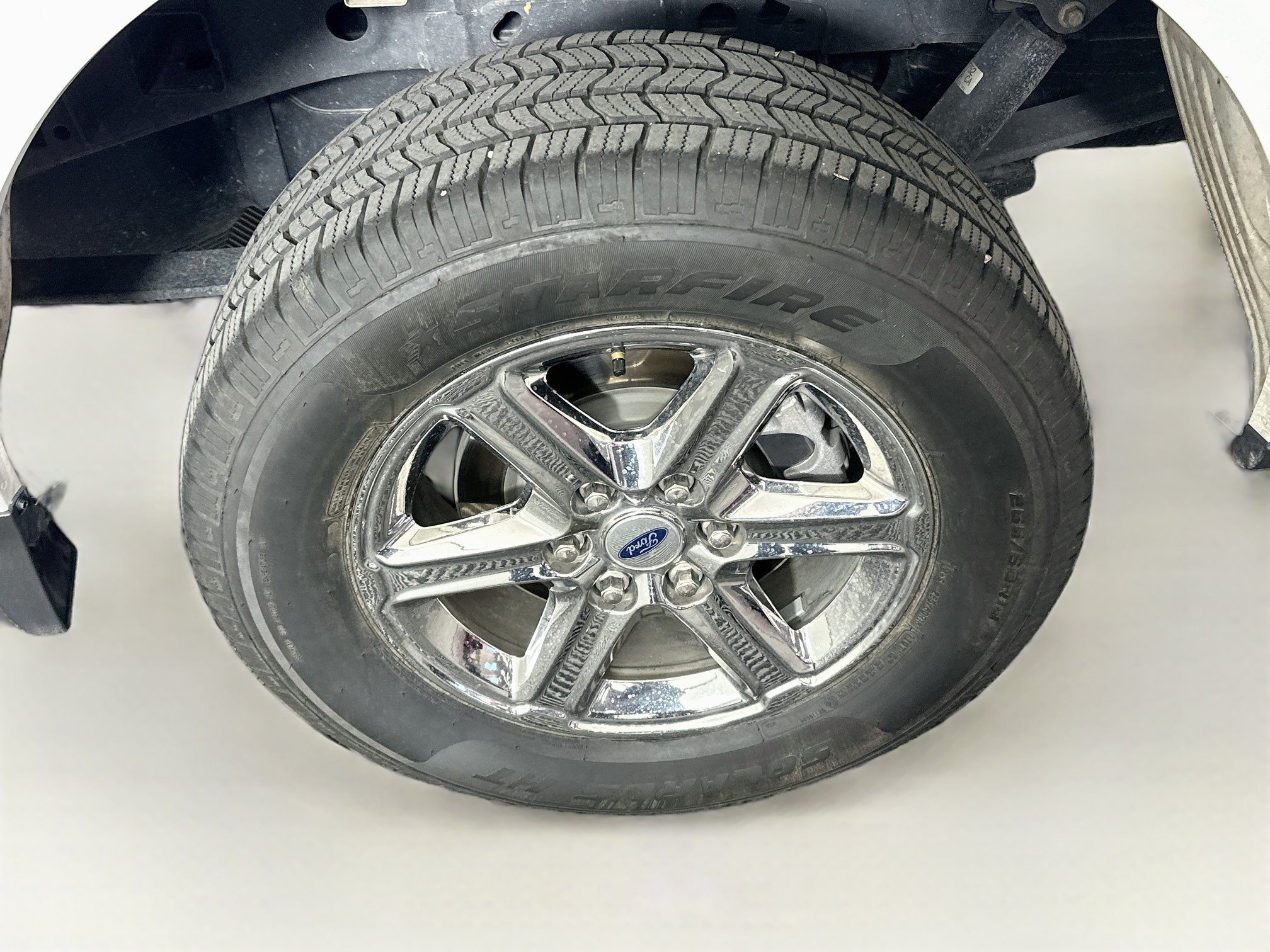 Used 2025 Ford F150 XLT w/ Equipment Group 301A Standard RWD image 11
