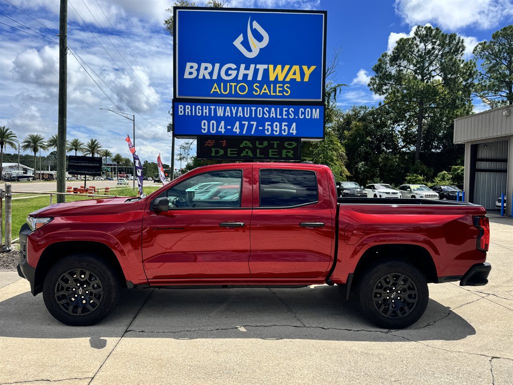 Used 2026 Chevrolet Colorado W/T w/ WT Custom Package RWD image 2