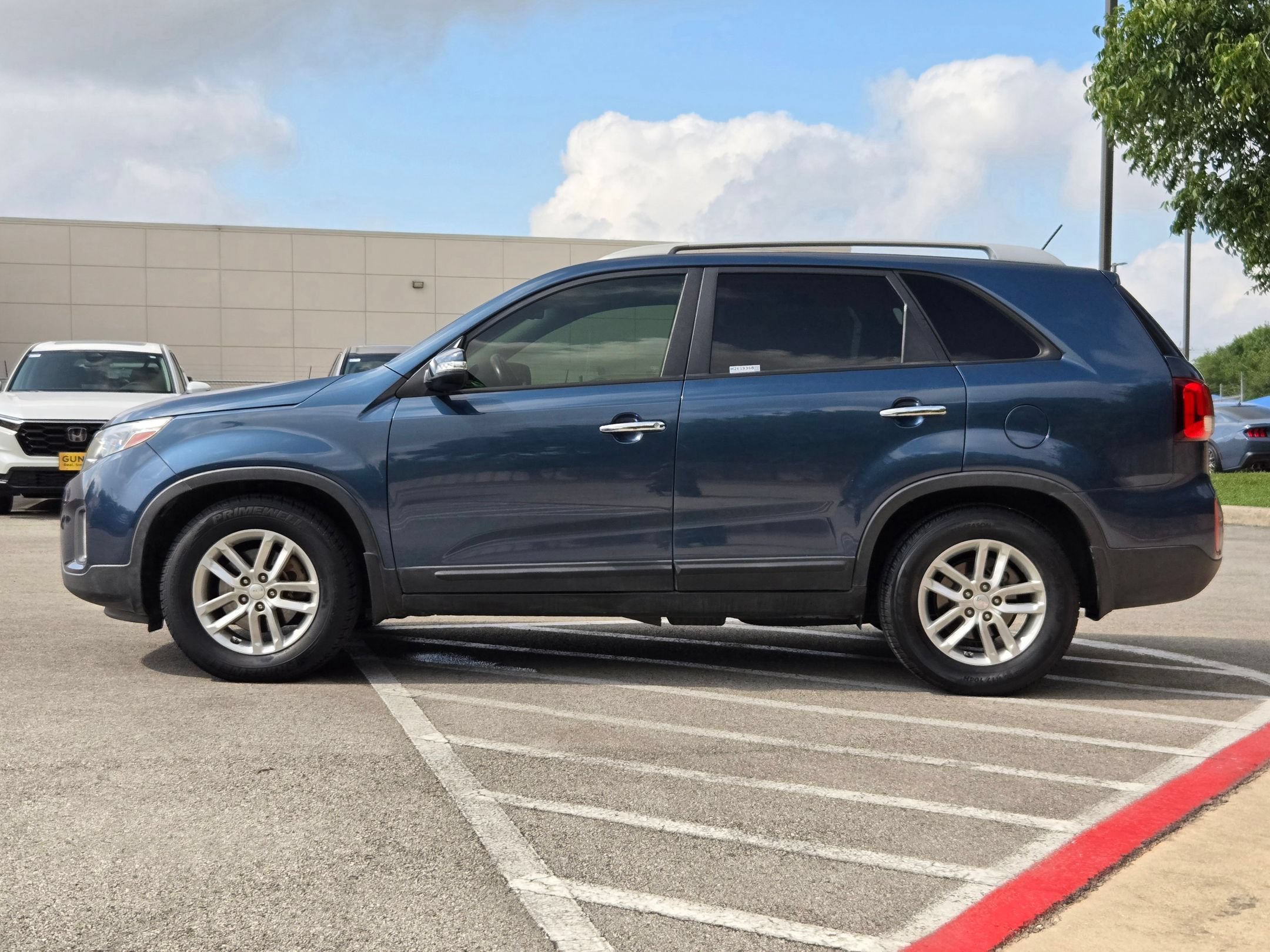 Used 2015 Kia Sorento LX FWD image 6