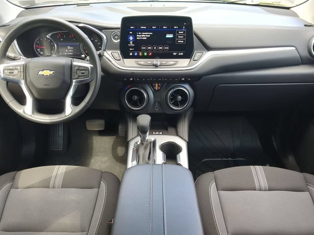 Used 2024 Chevrolet Blazer LT w/ Convenience Package FWD image 14