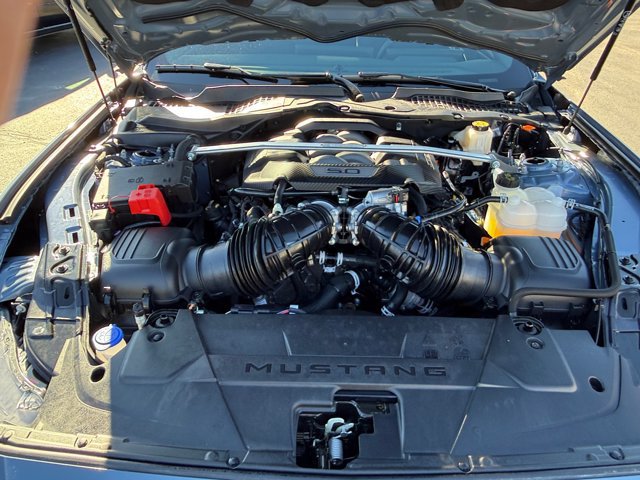 Used 2025 Ford Mustang GT RWD image 41