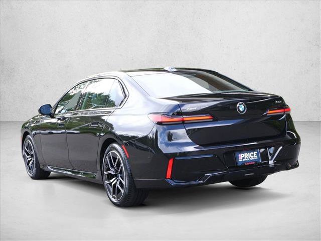Certified 2025 BMW 740i xDrive AWD/4WD image 10