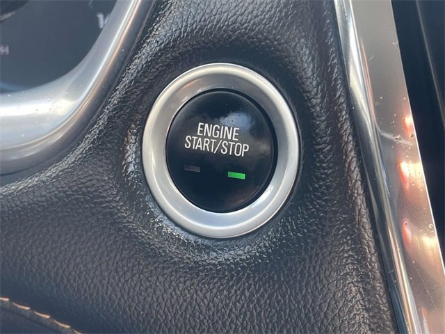 Used 2021 Chevrolet Traverse LS image 21