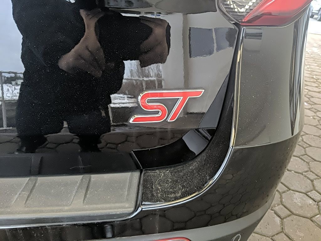 Used 2023 Ford Explorer ST w/ Equipment Group 401A image 7