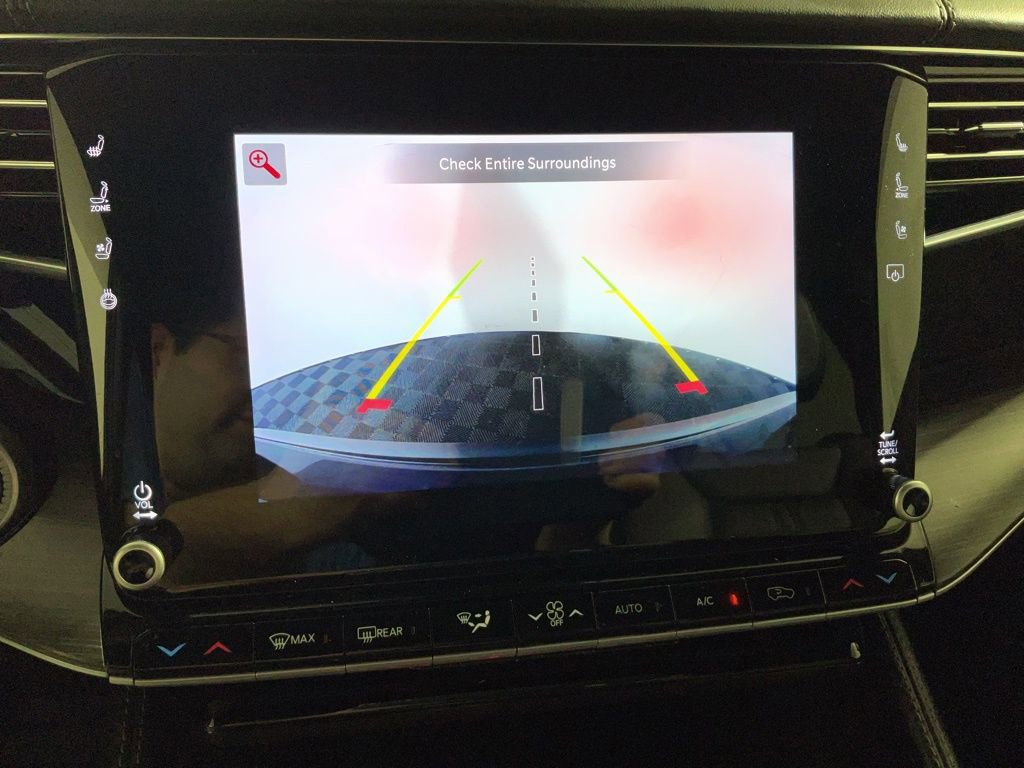 Used 2023 Jeep Wagoneer Series III w/ Preferred Equipment Group image 4