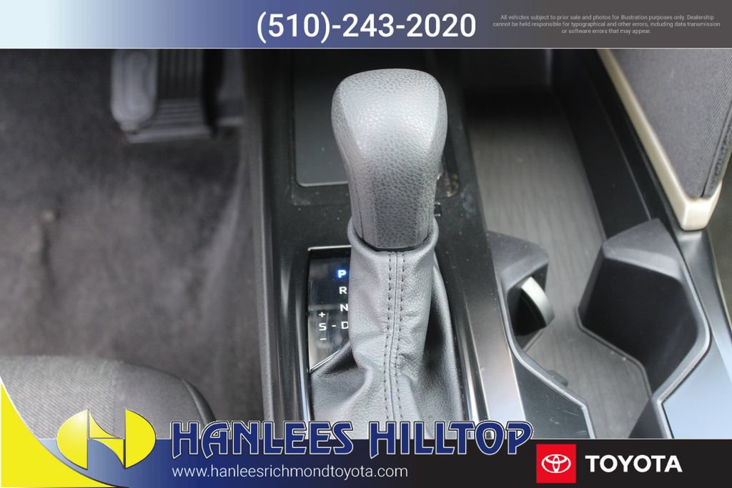 Used 2025 Toyota Camry LE FWD image 18