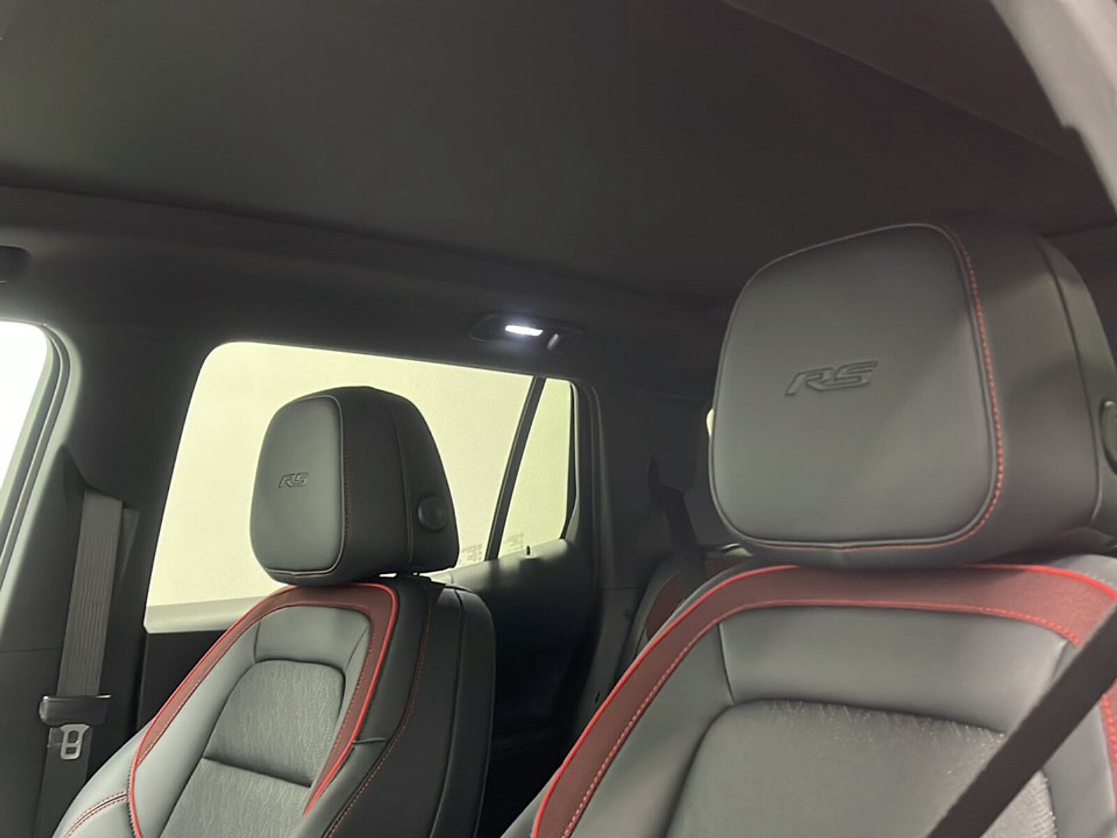 New 2027 Chevrolet Equinox RS w/ LPO, Floor Liner Package AWD/4WD image 12